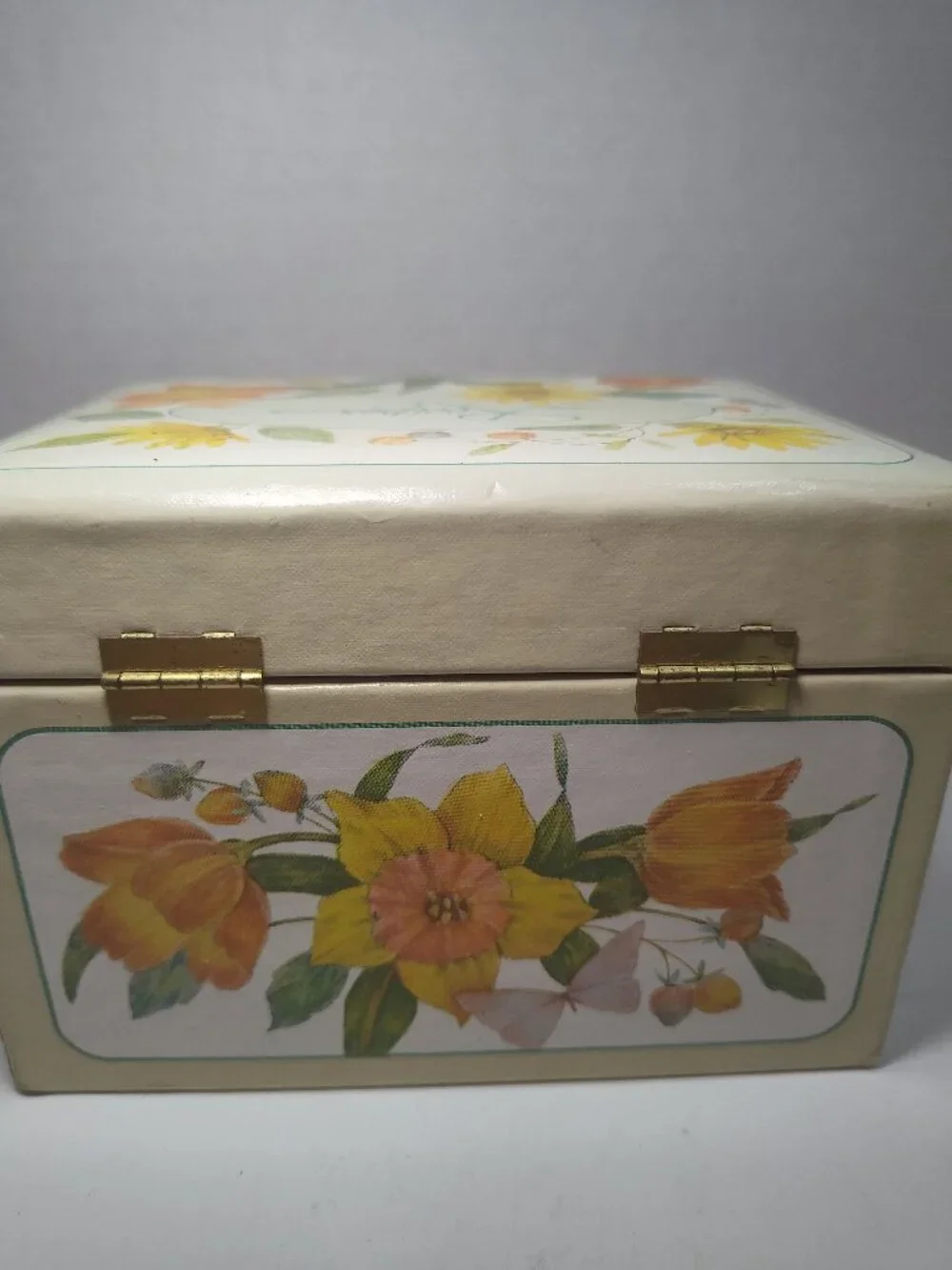 Vintage 1981 Current Kitchen Fare Recipe Card Box w/ Cards Floral Recipe Set